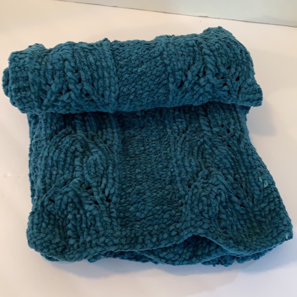 IRISH STYLE HANDKNIT SCARF/MUFFLER DEEP TEAL VELOUR COTTON 72” LONG/10” WIDE - Picture 4 of 4